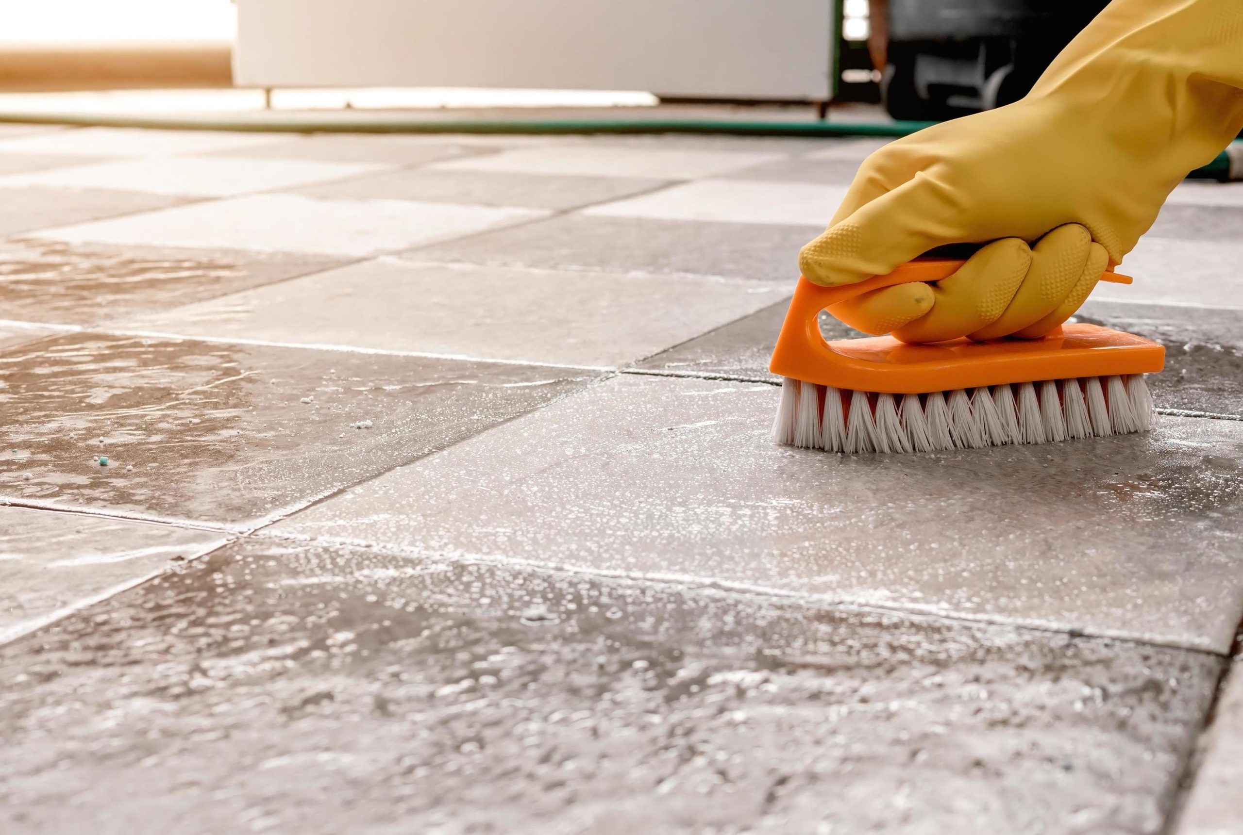 The Household Cleaning Mistakes That Are Quietly Damaging Your Floors, Tiles, and Surfaces Every Week
