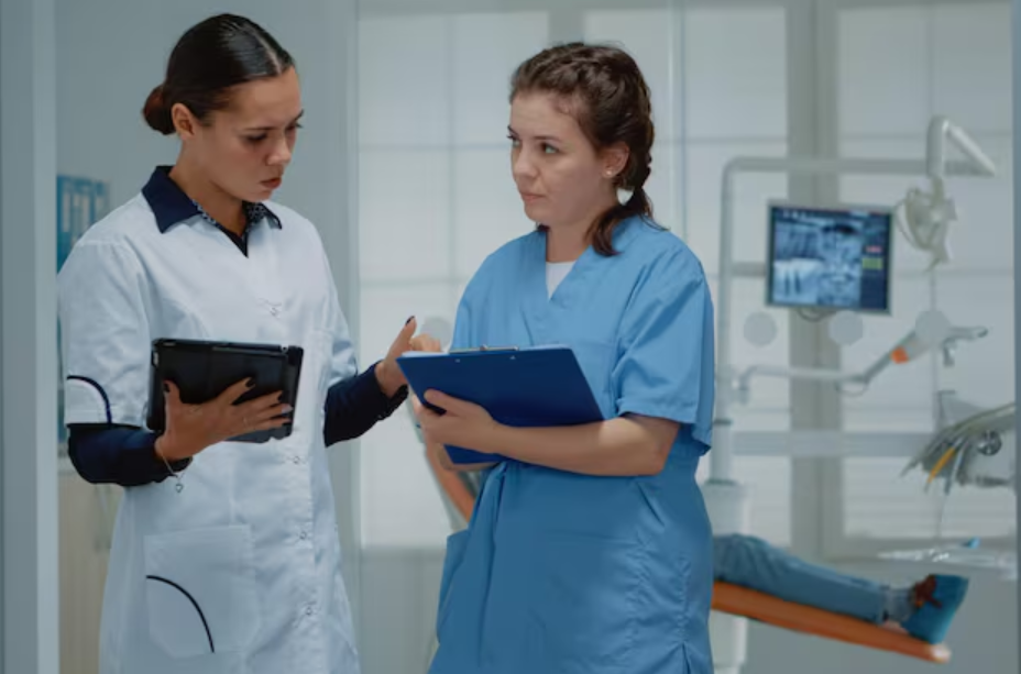 HHA vs. CNA: Understanding the Key Differences in Training & Career Pathways