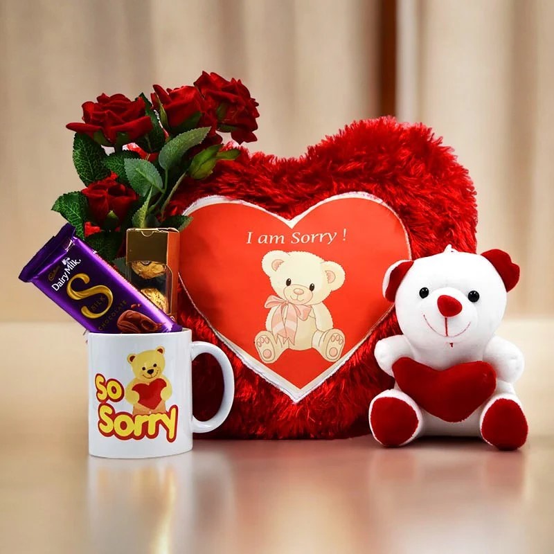 Top Luxury Anniversary Gift Hampers for Wife, Husband and Couples in 2026