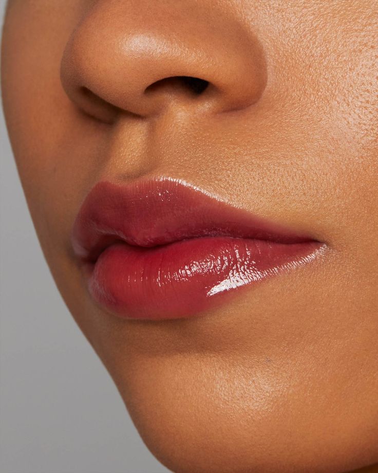 How Best Lip Tinting in Islamabad Can Transform Your Smile Instantly