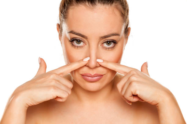 Rhinoplasty suturing techniques that shape nasal contours