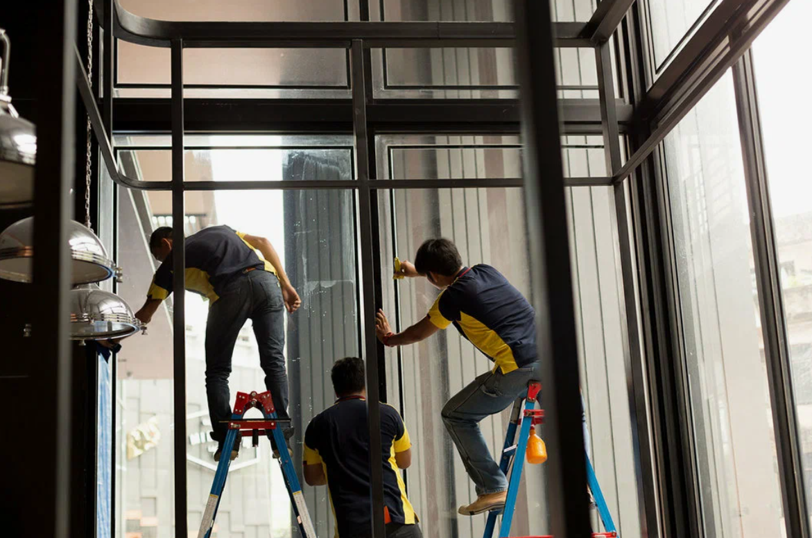 Commercial Window Repair Signs Property Managers Miss