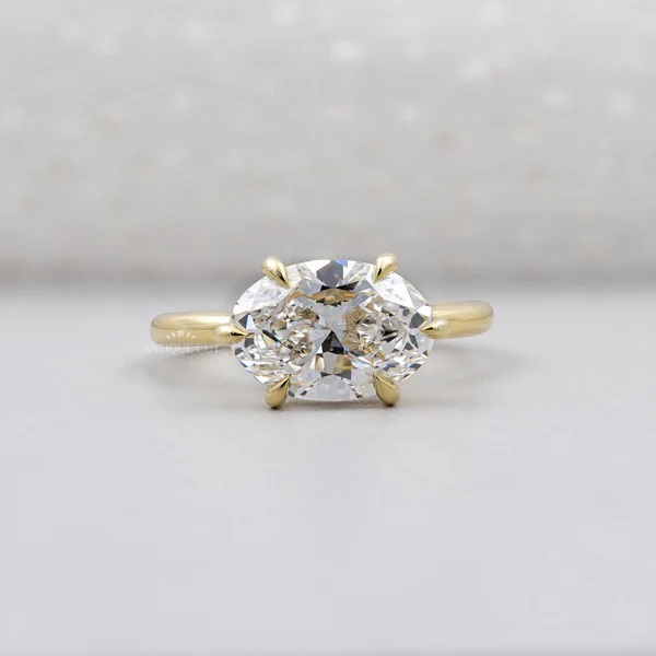 The Distinctive Appeal of a 10 Carat Lab Grown Diamond Ring