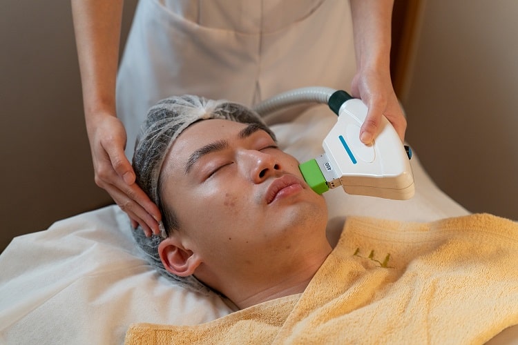 facial treatment for men