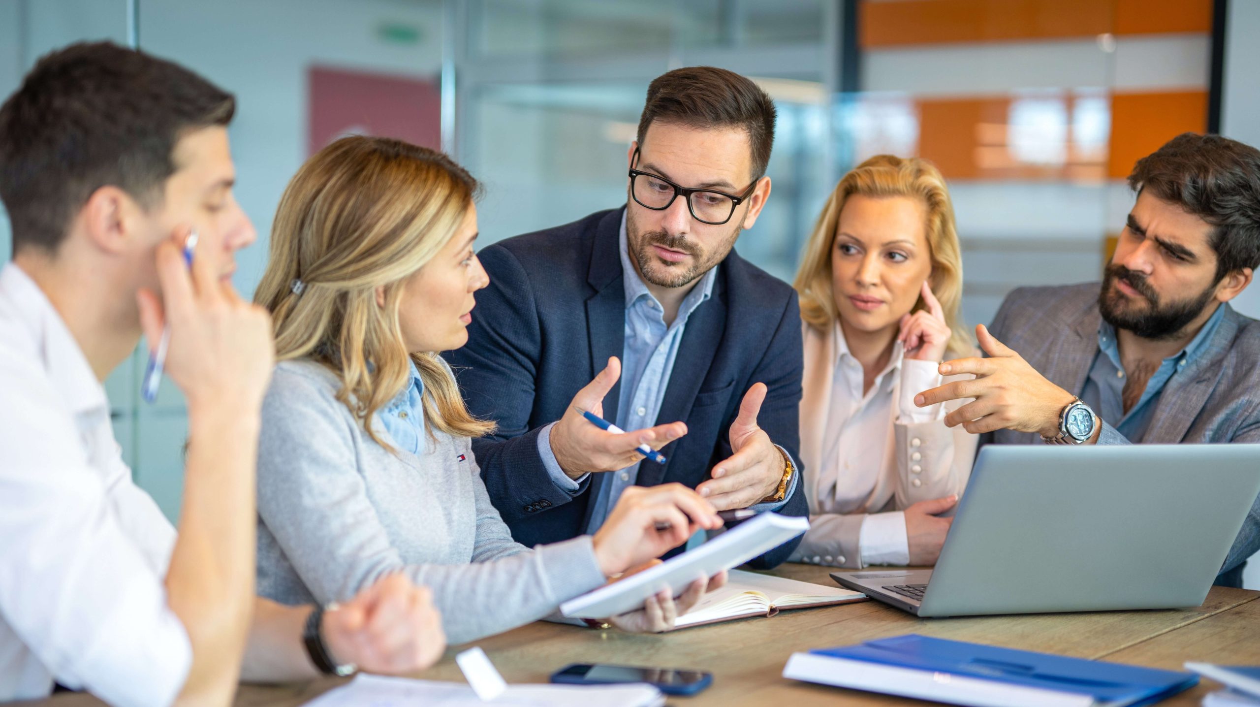 How an Intelligent Intranet Empowers Employees and Drives Success