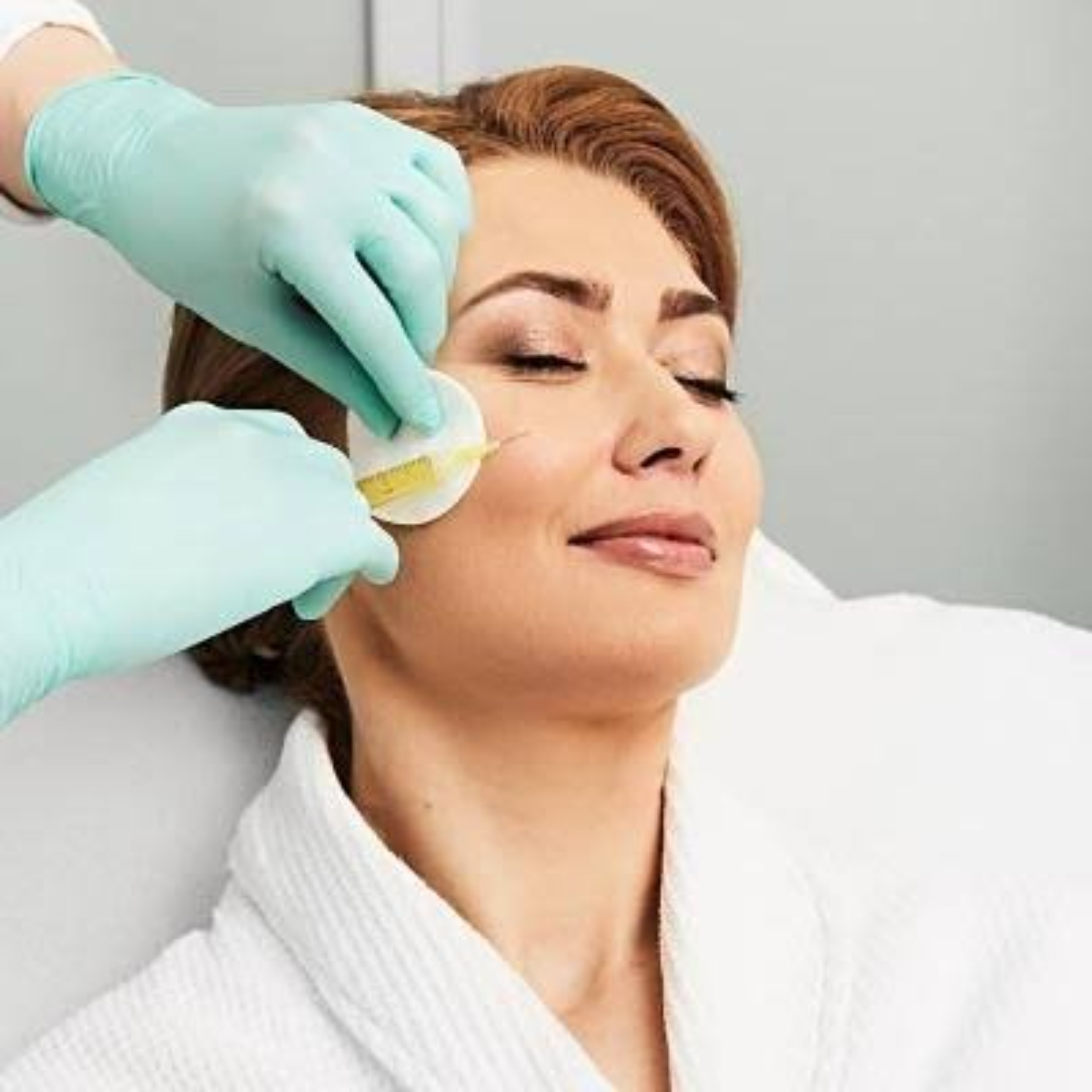 Why Choose Juvederm Filler for Facial Rejuvenation?