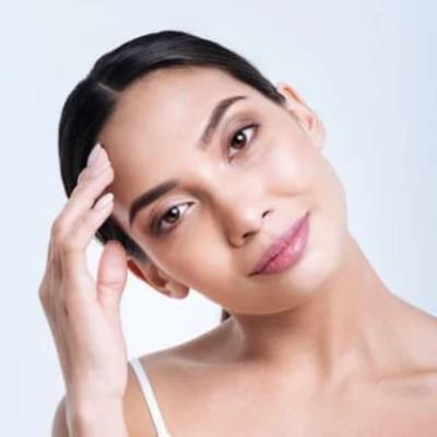 How Forehead Lift Surgery in Dubai Can Help with Deep Wrinkles and Furrows