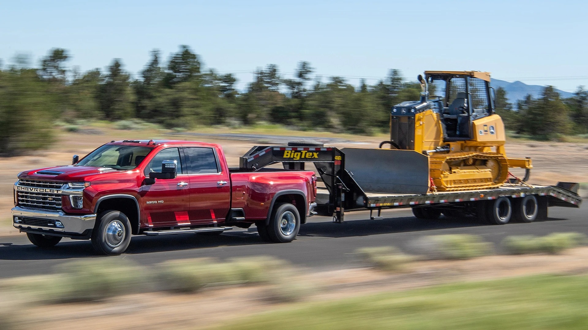 Hotshot Dispatch: How Specialized Dispatch Services Help Small Carriers Operate More Efficiently